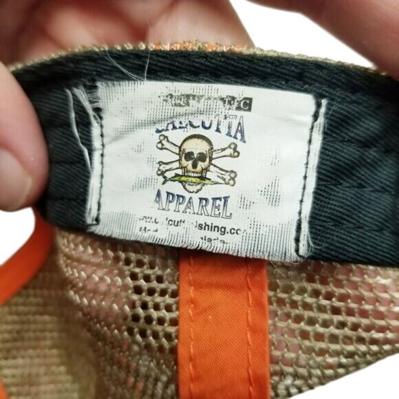 Calcutta Camouflage & Mesh Snapback Hat‎ With Embroidered Skull Logo - Picture 3 of 8